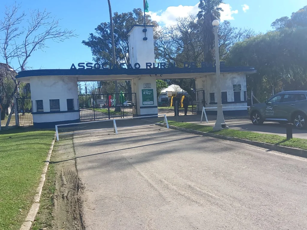 Seminário debate o futuro do agronegócio na Expofeira
