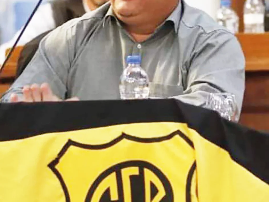 “Desde criança, sonho em ser presidente do Bagé”, diz Xuxa