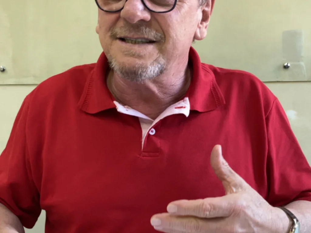 Prefeito expõe débitos com passagens aéreas herdados da gestão passada