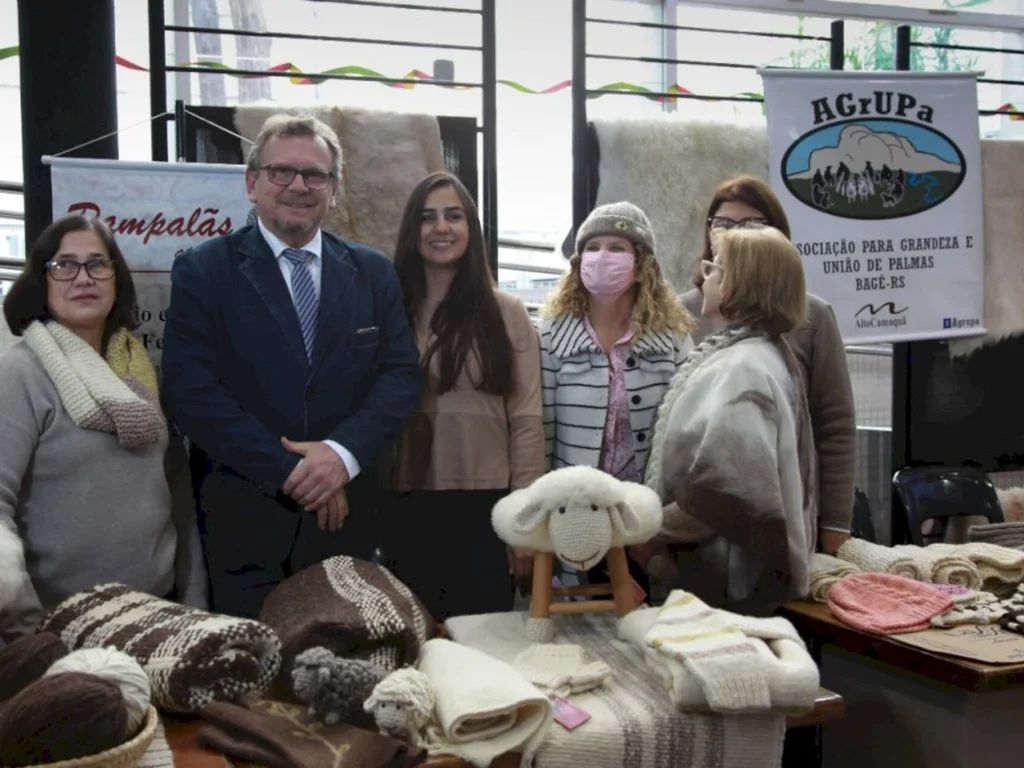 Artesanato da região no parlamento gaúcho