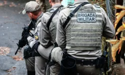 Polícia Civil apreende 15 celulares em cela do Presídio