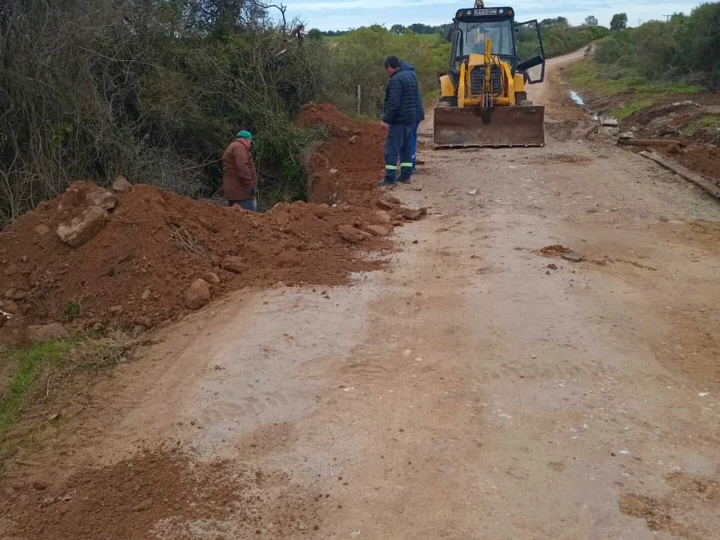 SDR reforça manutenção de pontilhões e estradas no interior