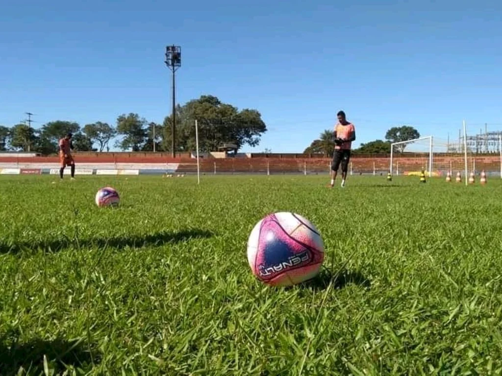 Clube pode ter que trocar de nome