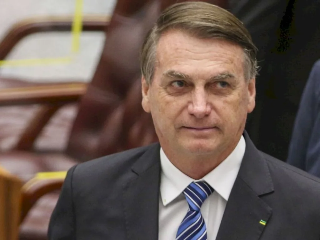 Bolsonaro é internado em hospital nos EUA