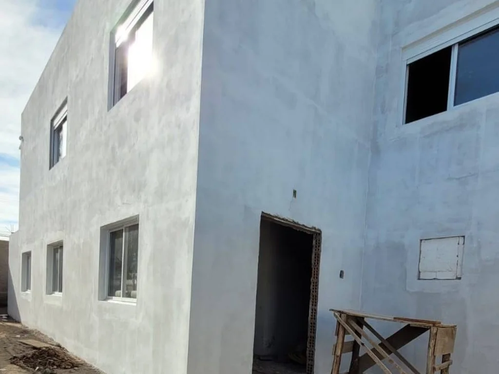 Obra da Casa da Aapecan avança com doações da comunidade