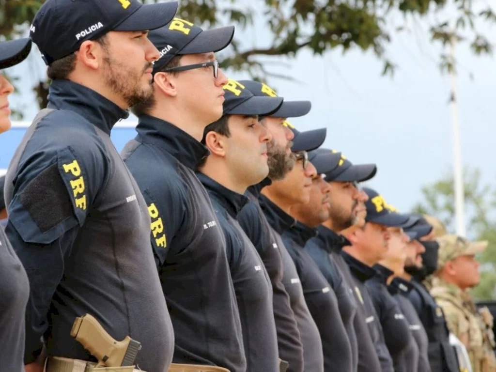PRF e PF ganham mais 1.250 policiais