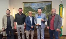 Audiência com presidente do TCE trata demandas da Azonasul