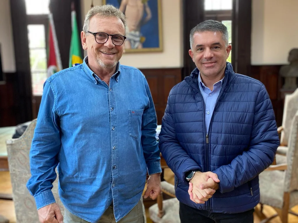 Bagé quer recuperar cerca de 100 prédios públicos