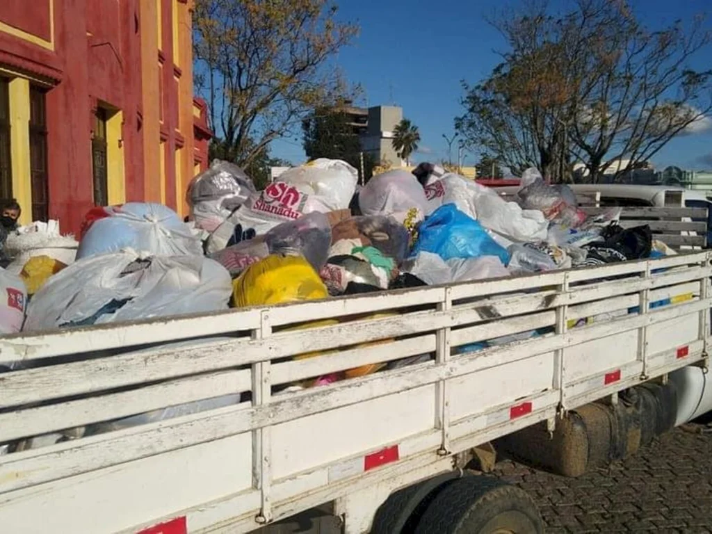 Campanha do Agasalho precisa de peças masculinas