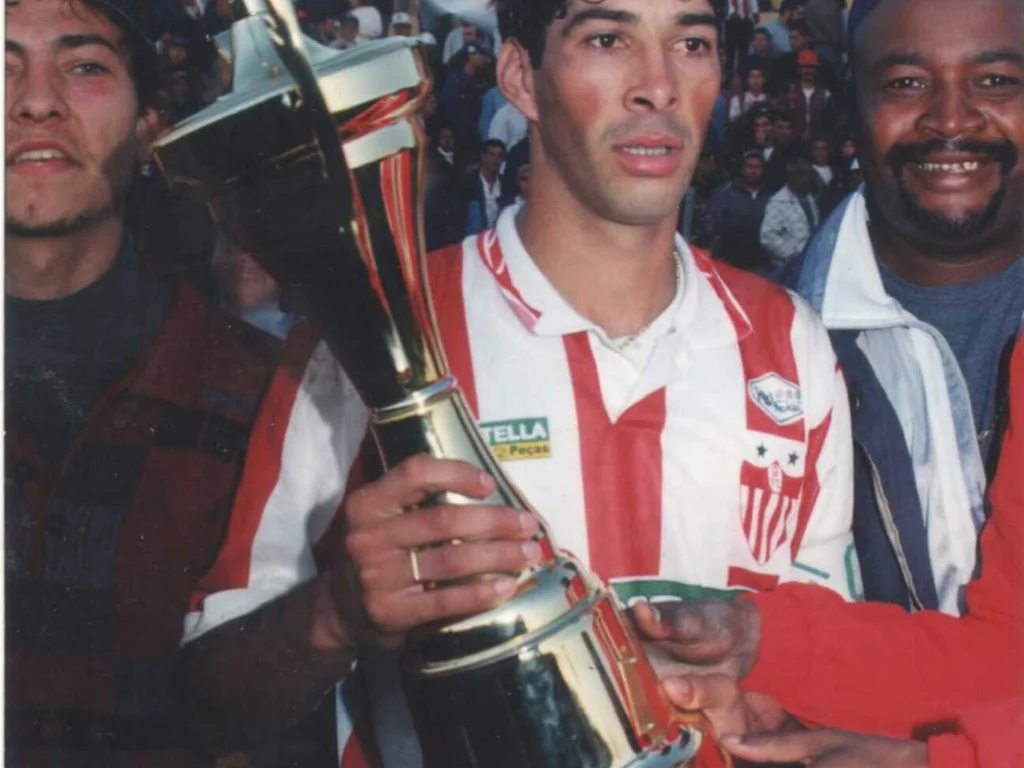 Ben-Hur, o zagueiro ídolo de várias torcidas