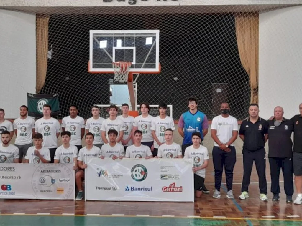 BBC realiza treino com técnico sérvio