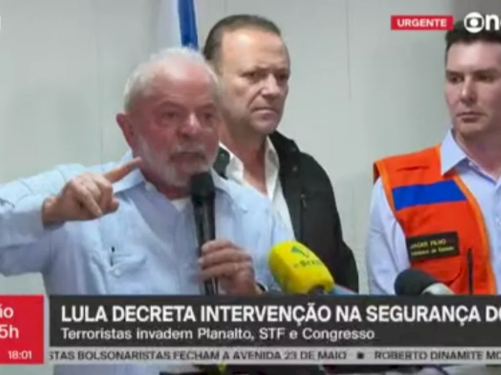 Lula decreta intervenção federal