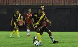 Jalde-negro pega o Lajeadense fora