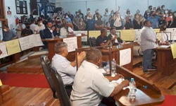 Dória vence Leite nas prévias do PSDB