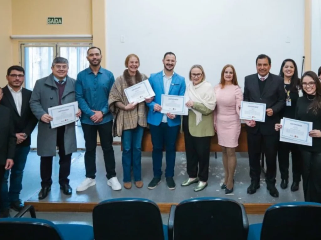 Cidades da região recebem certificados Amigas da Mãe