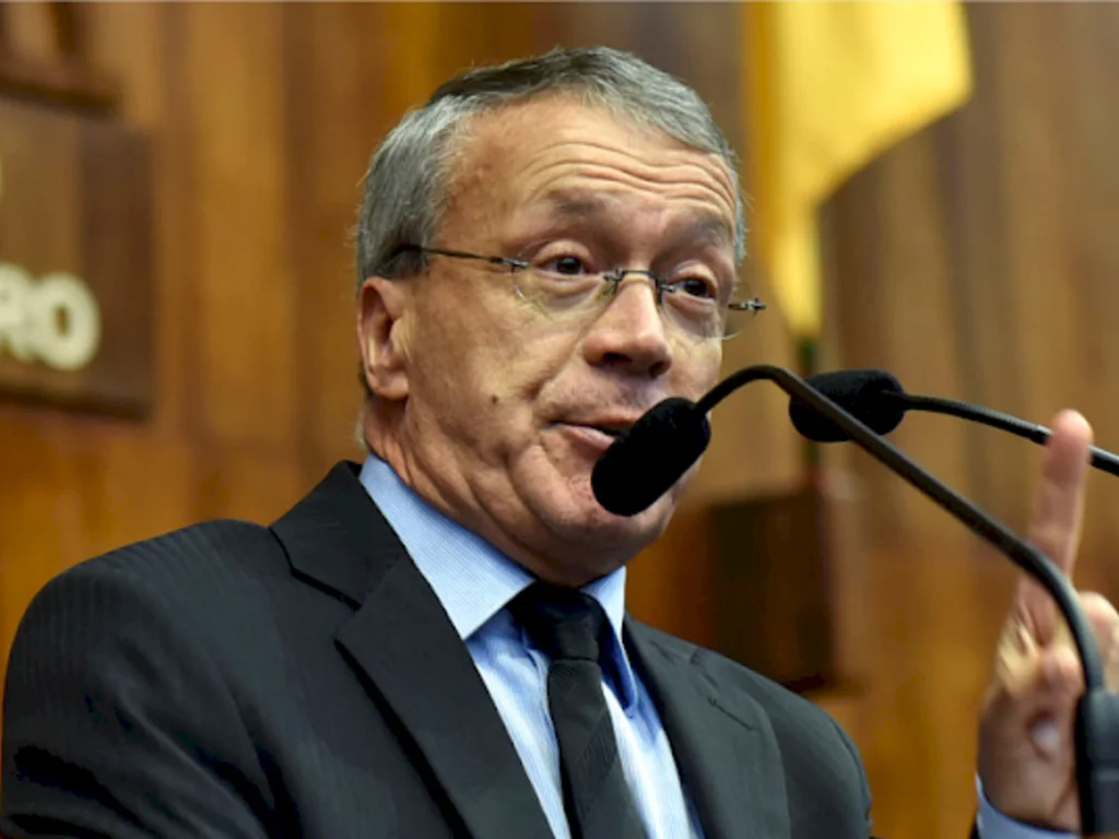 Fim de privilégios para ex-governadores