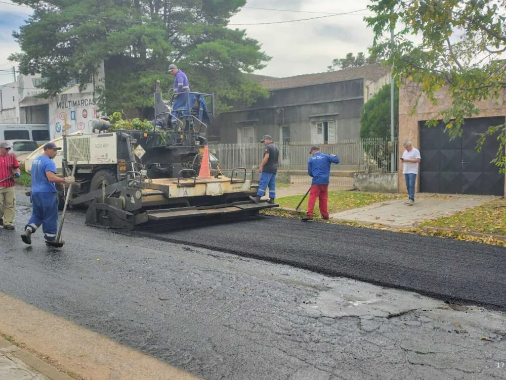 Tapa-buracos chega na Angélica Jardim e na Rua do Acampamento