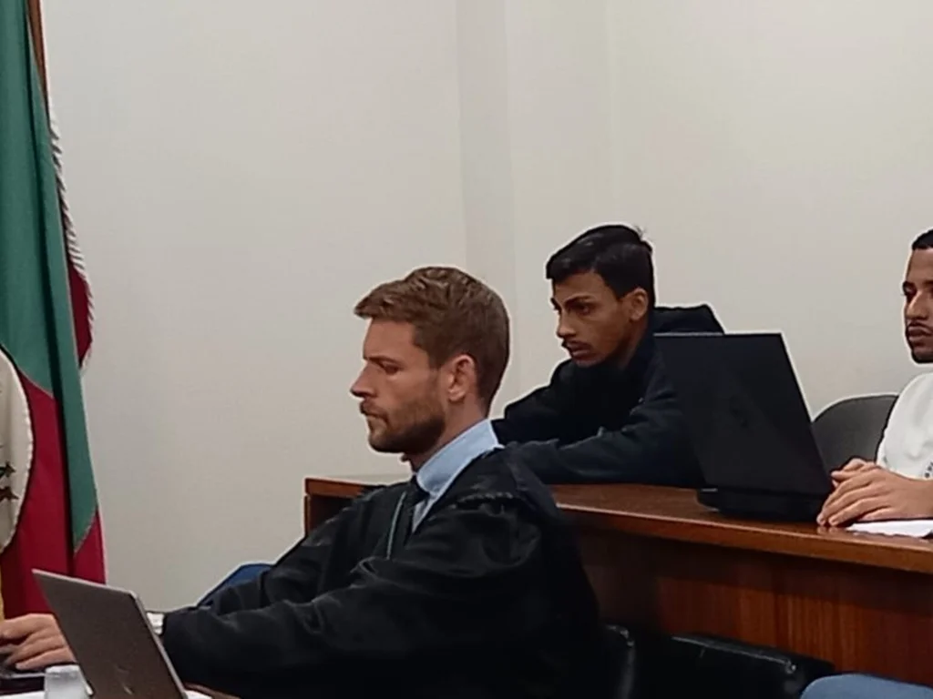 Dois são condenados pela morte de Luciano Schafer