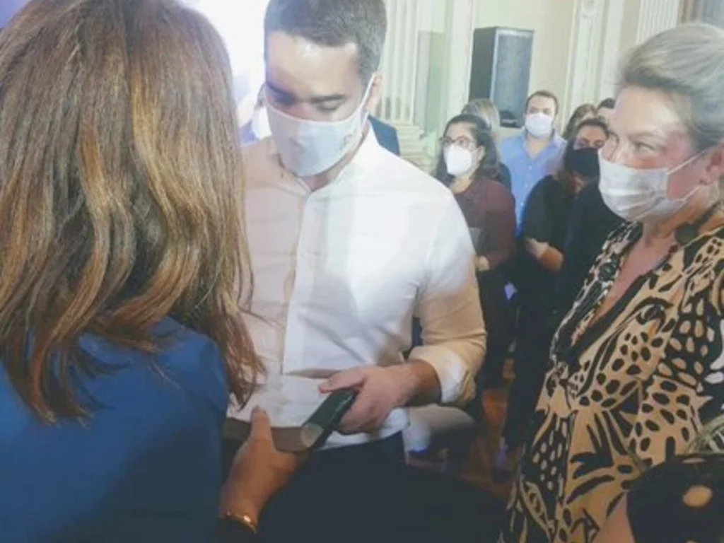 Vereadora pede redução do ICMS das rações