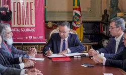 Assassino usa celular dentro do Presídio para debochar da Justiça