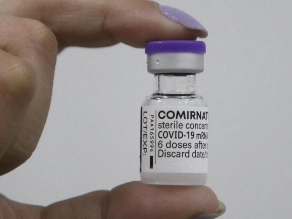 Vacinação de crianças de 6 meses é próxima etapa