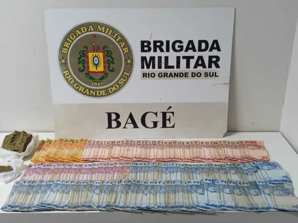 Homem é preso por tráfico de drogas na zona Leste