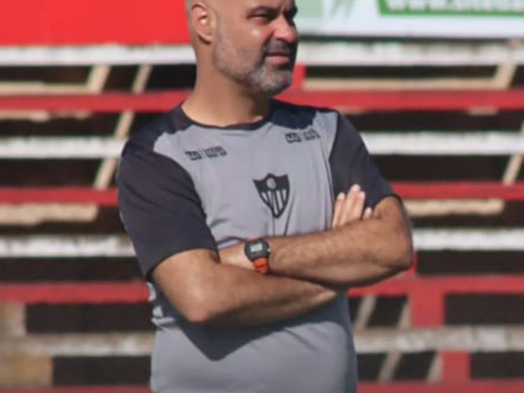 Guarany anuncia treinador e já tem jogadores no radar