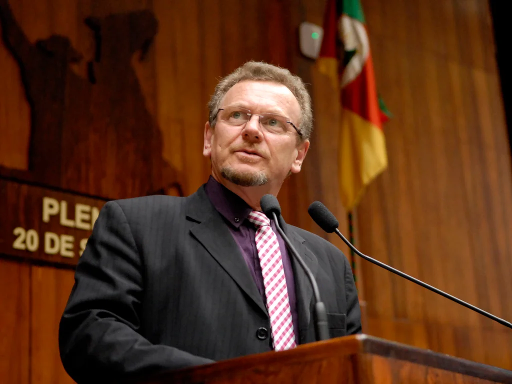 Mainardi renunciará ao mandato de deputado na quarta-feira