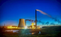 Hamm entrega ônibus e anuncia emendas