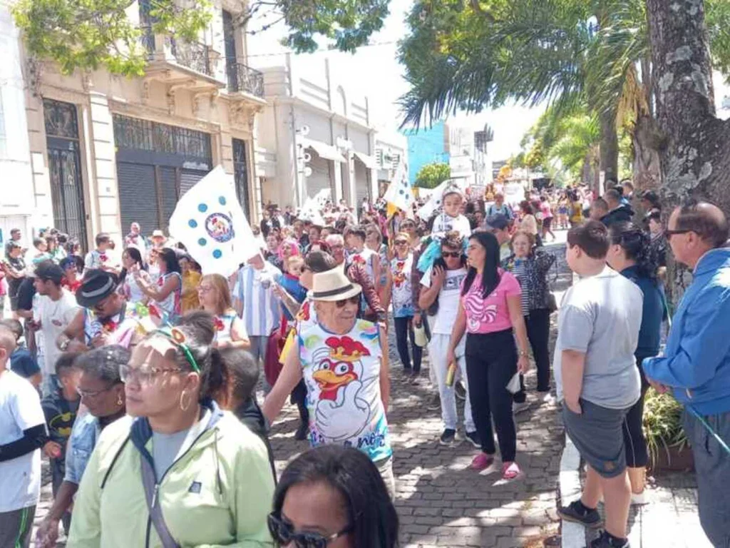 Prefeitura abre inscrições para empresas gastronômicas no Carnaval Popular