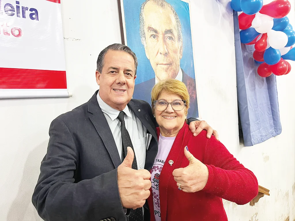 Protocolado pedido de registro de candidatura de Álvaro Meira