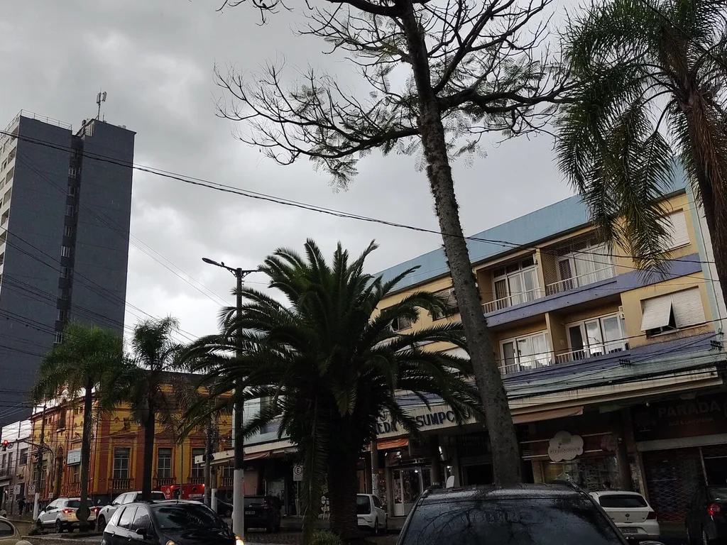Previsão é de pancadas de chuva