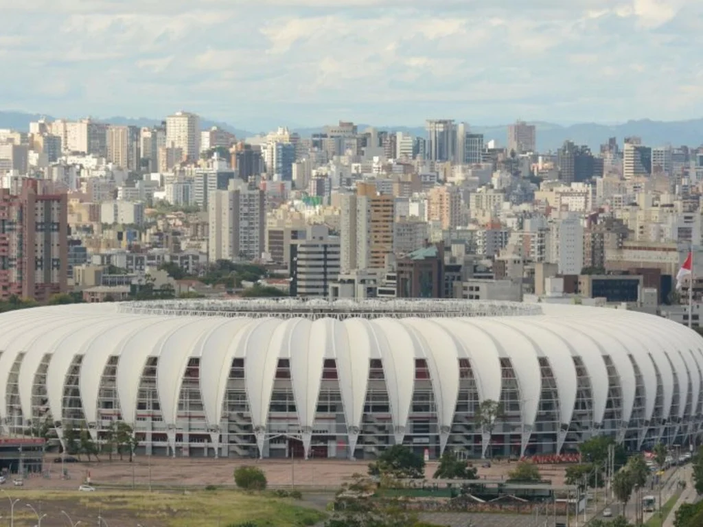 Sindicato alerta para demissões coloradas