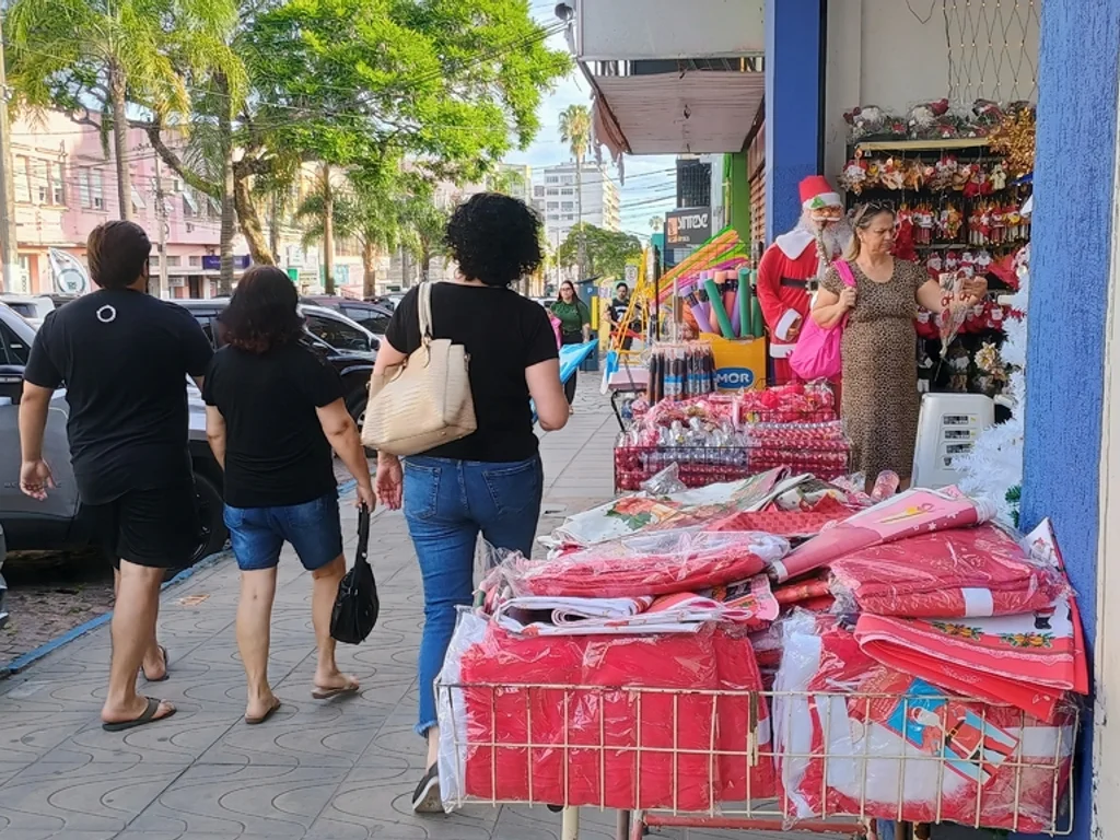 Começa o horário especial de dezembro no Comércio