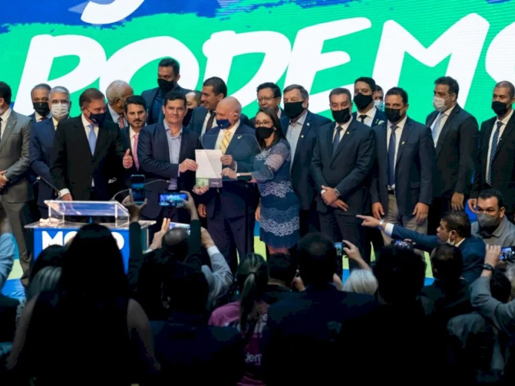 Moro se filia ao Podemos e critica os governo do PT e Bolsonaro