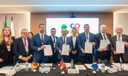 STF intima Bolsonaro no hospital