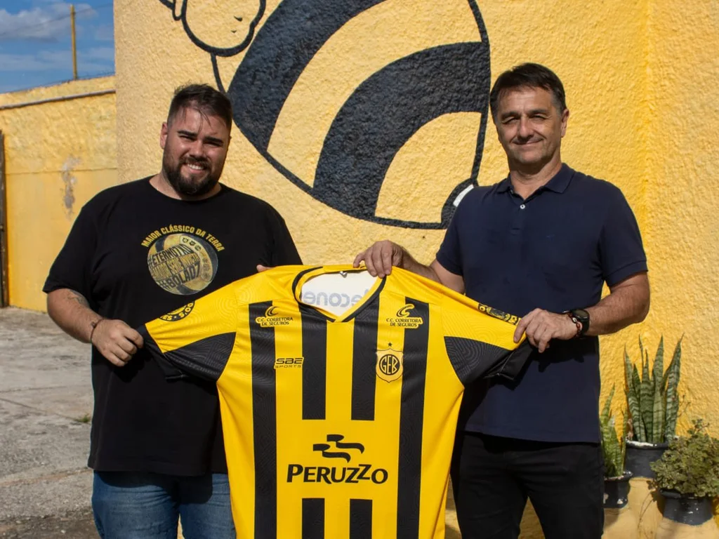 Rodrigo Bandeira é confirmado como técnico do Bagé