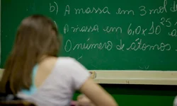 Saúde mobiliza 50 trabalhadores para sábado de vacinação