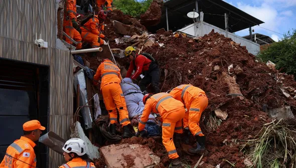 Mortes causadas pelos temporais em Juiz de Fora e Ubá chegam a 53